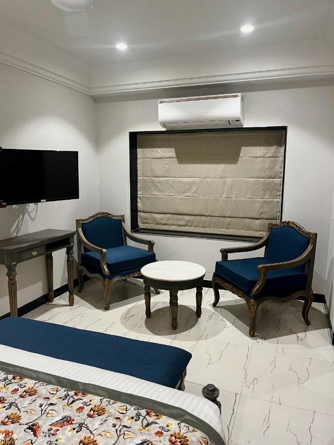 Ratnawali – A Vegetarian Heritage Hotel Jaipur Eksteriør billede