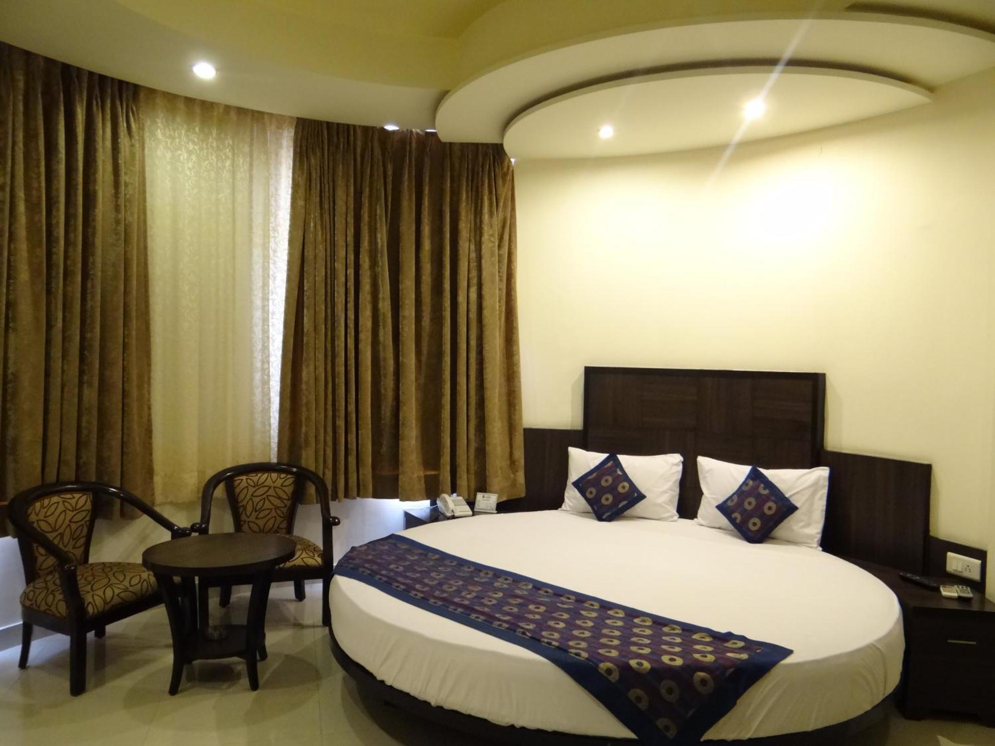 Ratnawali – A Vegetarian Heritage Hotel Jaipur Eksteriør billede