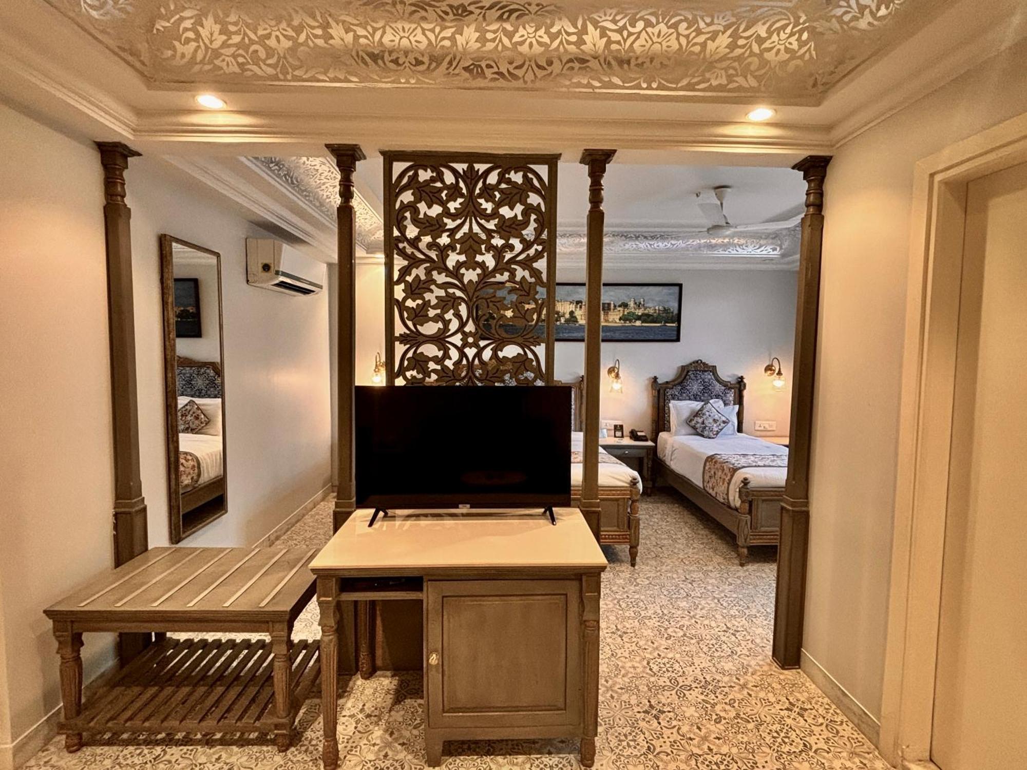 Ratnawali – A Vegetarian Heritage Hotel Jaipur Eksteriør billede