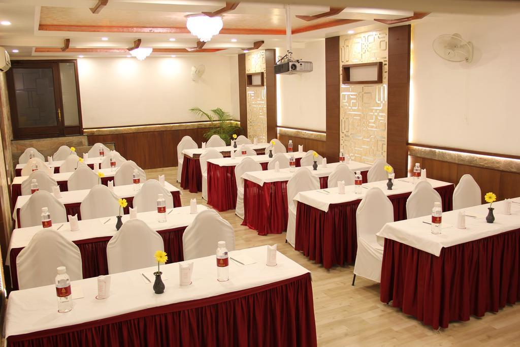 Ratnawali – A Vegetarian Heritage Hotel Jaipur Eksteriør billede