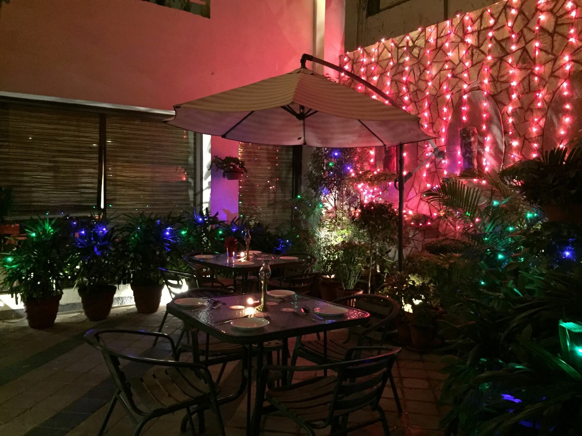 Ratnawali – A Vegetarian Heritage Hotel Jaipur Eksteriør billede